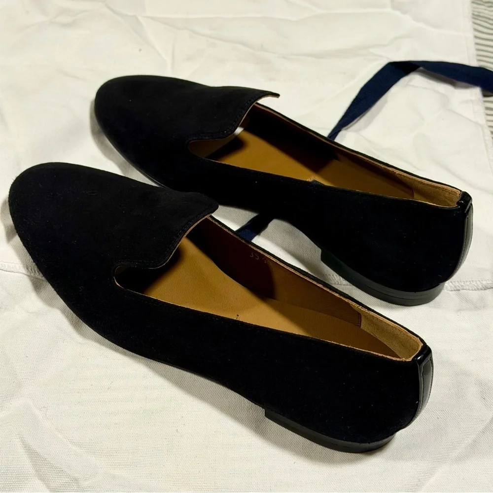 NWOT Margaux ‘The Loafer’ in Black Suede Size 5.5 Narrow Width